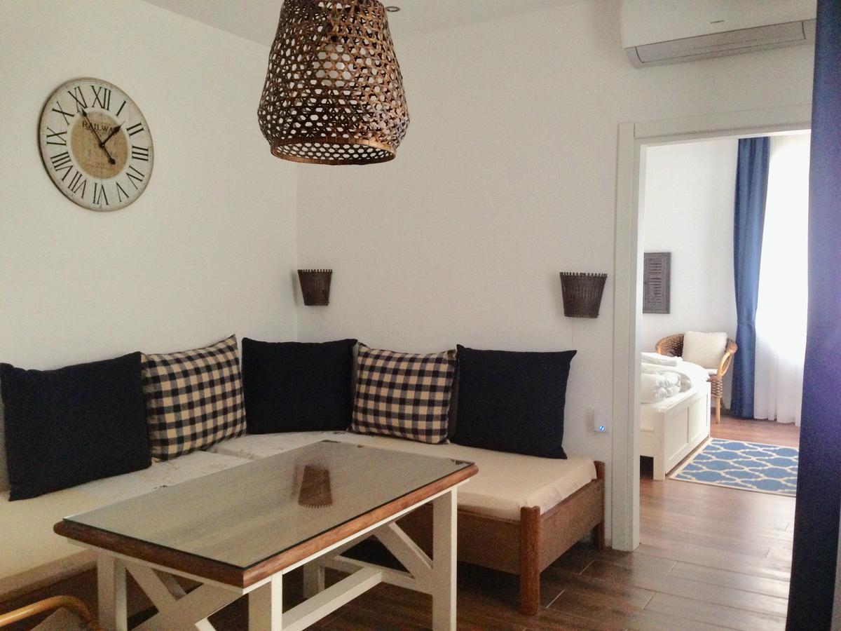 Guest Rooms Boutique Varna Exterior photo