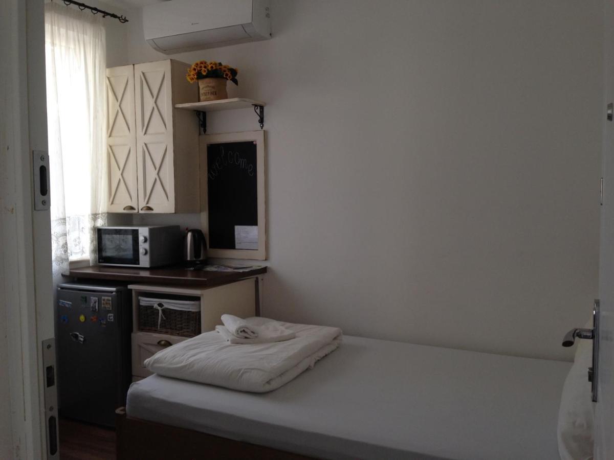 Guest Rooms Boutique Varna Exterior photo